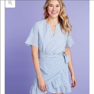 Vineyard vines dress